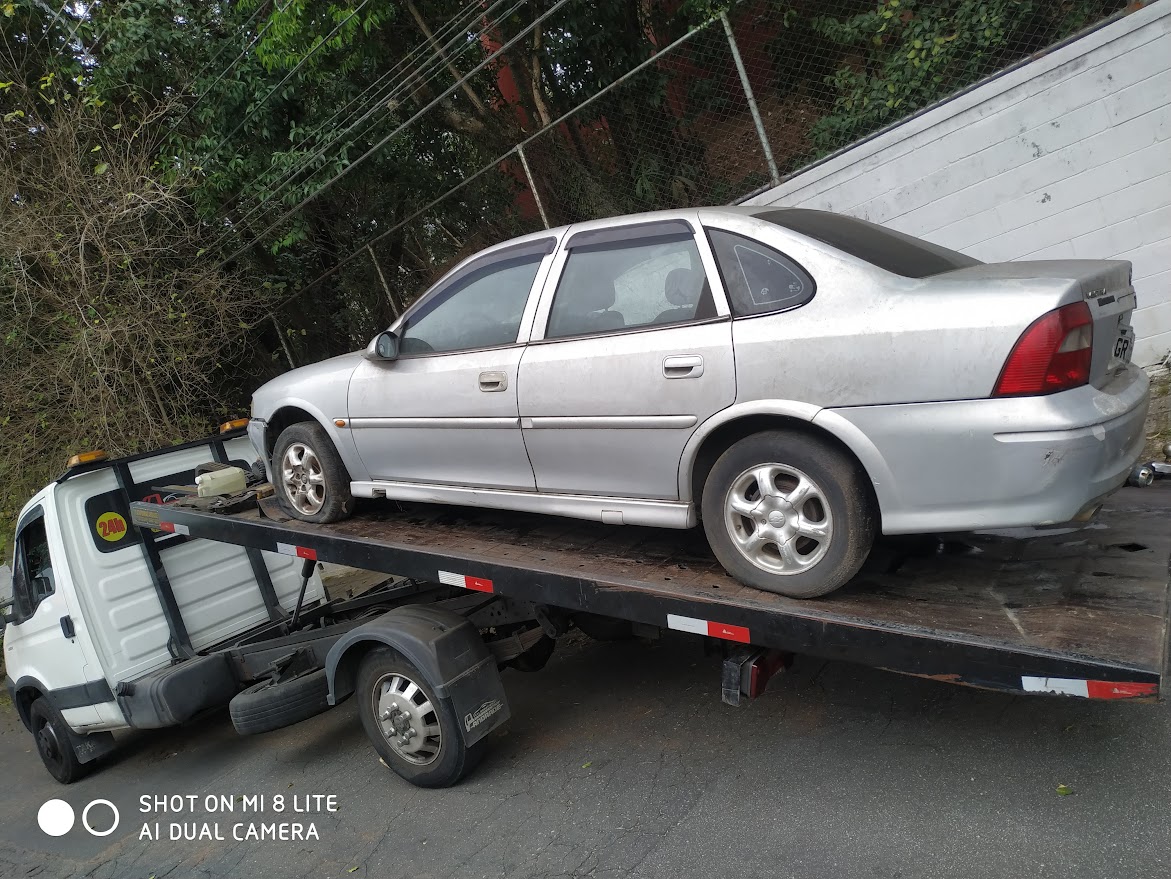 vectra prata.jpg